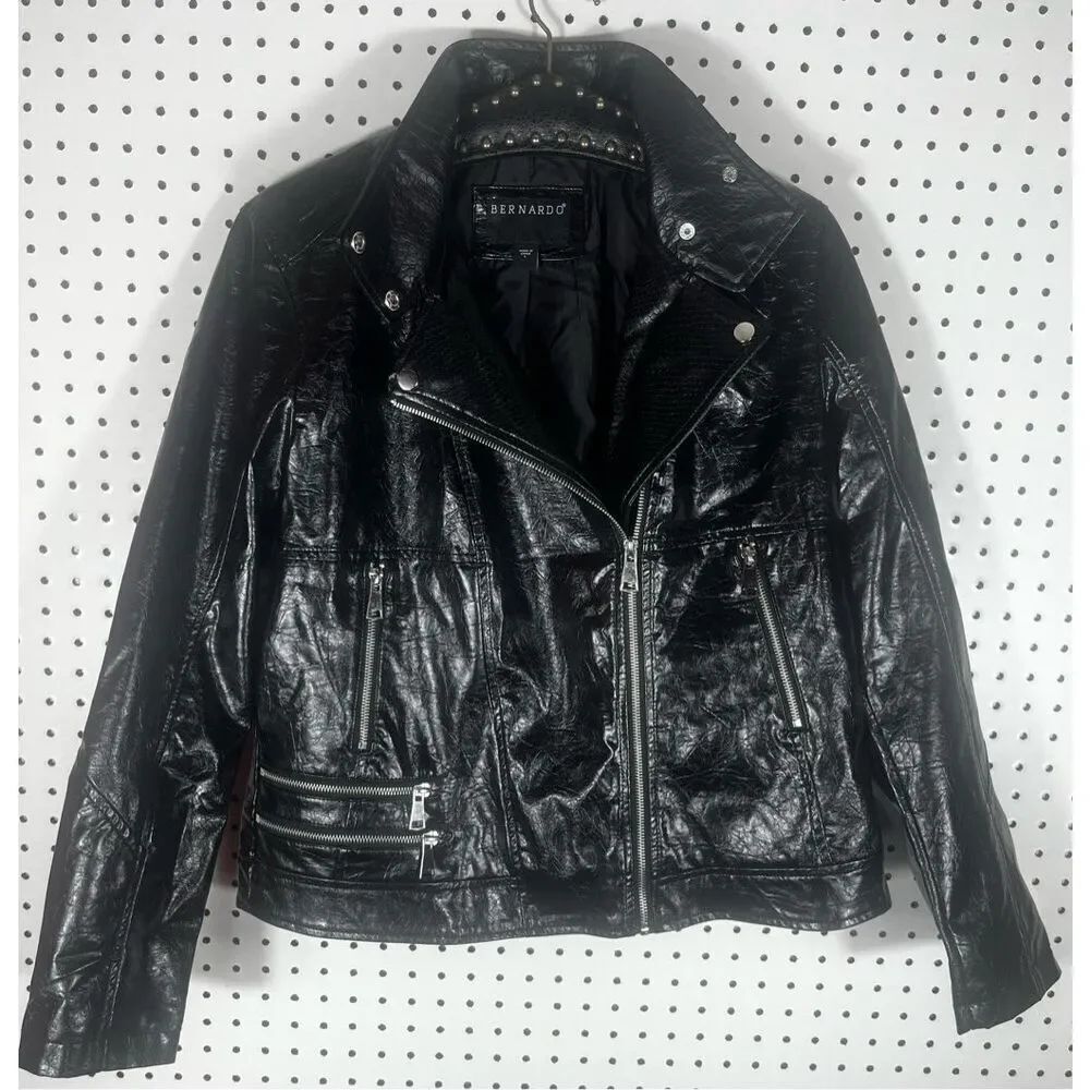Bernardo faux leather shiny motto jacket size L